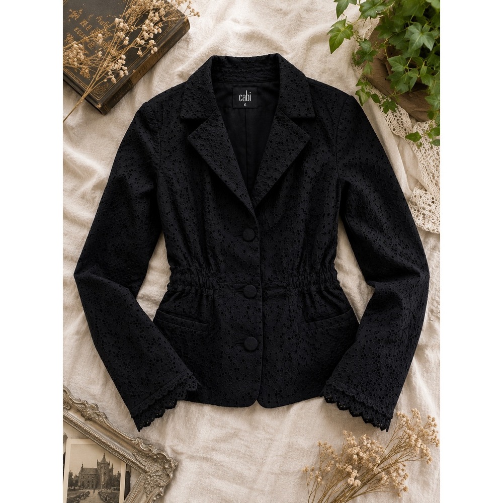 CAbi Black Eyelet Cotton Blazer Jacket Size 6 Scalloped Lace Boho Cottagecore